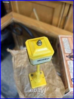Lionel Prewar #57 21st/Broadway Yellow Lamp Post in Original HTF Box With Paper