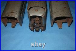 Lionel Prewar #616E Flying Yankee Passenger Set #616, #617 & # 618 with Red Top