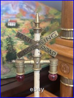 Lionel Prewar #79 Railroad Crossing Flashing Signal (original!)
