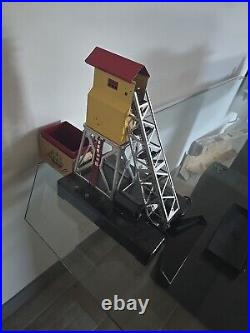 Lionel Prewar #96 Hand Operated Coal Elevator With Original Box