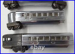 Lionel Prewar Flying Yankee LOCOMOTIVE 616 AND 3 COACHES 617,617,618, TESTED