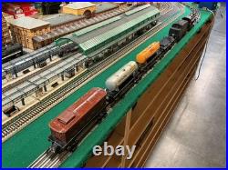 Lionel Prewar Metal Set 1664 and 4 freight Car