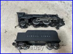 Lionel Prewar Metal Set 1664 and 4 freight Car