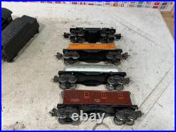 Lionel Prewar Metal Set 1664 and 4 freight Car
