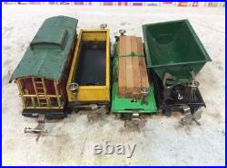 Lionel Prewar Metal Set 258 and 4 freight Car