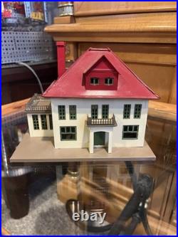 Lionel Prewar No. 191 Villa Country Estate 1 Year Only Colors (Repaint)