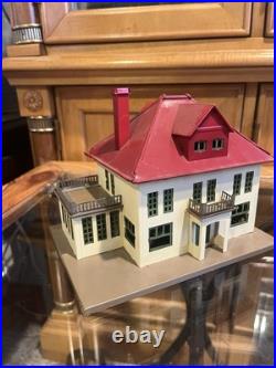 Lionel Prewar No. 191 Villa Country Estate 1 Year Only Colors (Repaint)