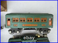 Lionel Prewar O Gauge 252 Electric Loco & 2-607, 608 Lighted Passenger Car Set