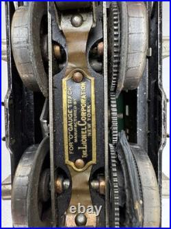 Lionel Prewar O Gauge 252 Electric Loco & 2-607, 608 Lighted Passenger Car Set