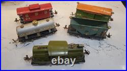 Lionel Prewar O Gauge, # 252 Electric Loco & 4 Cars (803, 804, 805, 807) Lionel Prewar O Gauge, # 252 Electric Loco & 4 Cars (803, 804, 805, 807)