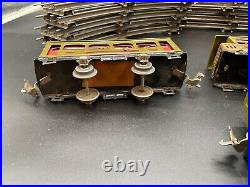 Lionel Prewar O Gauge Set/252 LOCOMOTIVE, TWO 529 CARS & ONE 530 CAR with track