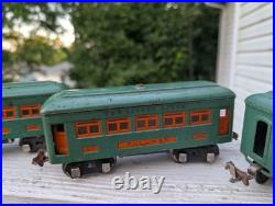 Lionel Prewar O Gauge Set 253 Electric Locomotive & 607-2, 608 Passenger Cars Lionel Prewar O Gauge Set 253 Electric Locomotive & 607-2, 608 Passenger Cars