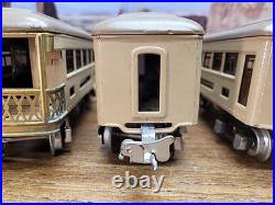 Lionel Prewar O Gauge Tinplate Passenger Cars (Three Cars)