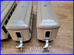Lionel Prewar O Gauge Tinplate Passenger Cars (Three Cars)