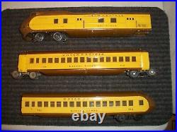 Lionel Prewar O Gauge Union Pacific Yellow 752w, 753, 754 Streamliner Train Set
