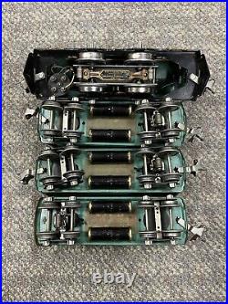 + Lionel Prewar O Tinplate Green 253 Electric Locomotive 3 Car Passenger Set ST + Lionel Prewar O Tinplate Green 253 Electric Locomotive 3 Car Passenger Set ST