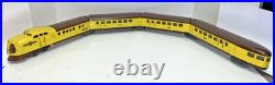 Lionel Prewar O-gau. 636w Whistling Union Pacific Streamliner Train Set-restored