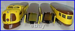 Lionel Prewar O-gau. 636w Whistling Union Pacific Streamliner Train Set-restored