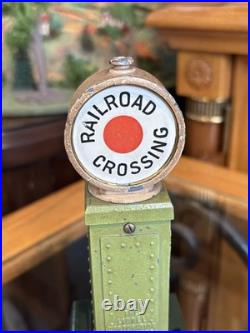 Lionel Prewar Original No. 87 Railroad Crossing In Stephen Girard Green! C7
