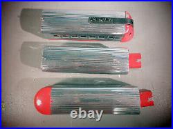 Lionel Prewar Set of 3 Streamlined Silver/Red LOCOMOTIVE AND TWO PASSENGER CARS