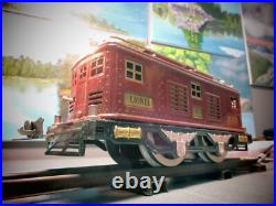 Lionel Prewar Standard Electric set 350 O. B. LOCOMOTIVE #8 + 2 CAR 0. B. + 10 TR