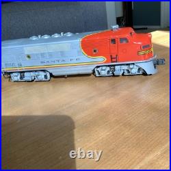 Lionel Santa Fe F 3 Vindage Diesel Locomotive O Gauge 2353 AA Post war