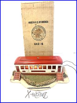 Lionel Trains 442 Tinplate Prewar Illuminated Diner In Original Box. Made in USA