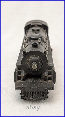 Lionel Trains Prewar Steam Engine #204 with Tender, 4 cars, and Transformer