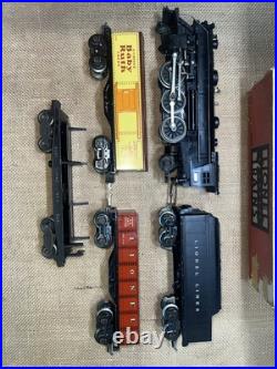 Lionel pre-war O gauge 1666 steam locomotive 2666w tender 3 car freight set