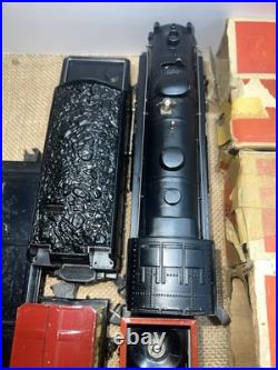 Lionel pre-war O gauge 1666 steam locomotive 2666w tender 3 car freight set