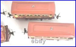 Lionel prewar 252e Locomotive Withpullman 529 and 530 Observation Car