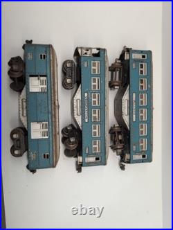 Lionel prewar Blue Comet 600 601 602 passenger cars in two tone blue Original