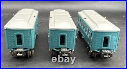 Lionel prewar Blue Comet 600 601 602 passenger cars in two tone blue Restored