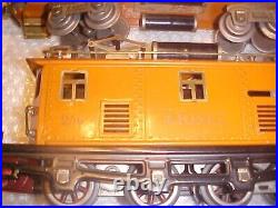 Lionel prewar O gauge 256 engine and 2 710 passenger cars