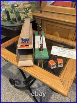 Mint BoxedLionel Prewar 47 Crossing! SUPERB EXAMPLE