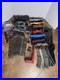 Mix_Of_Vintage_Lionel_Train_Tracks_Trains_Accessories_46_Pc_Post_Pre_War_01_fkqm