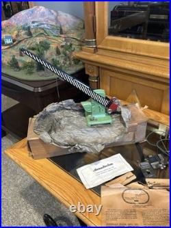 NOSAmerican Flyer/Lionel Prewar Trains 2042 Automatic Crossing Gate NEWBoxed