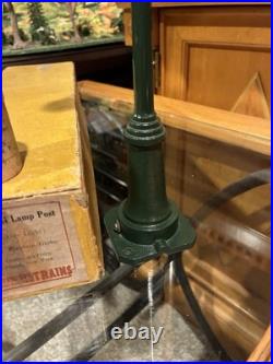 Near Mint BoxedLionel Prewar Std. Gauge #61 Dark Green Lamp Post L/N WOW
