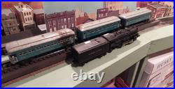 O GAUGE TRAIN SET 3 Pre War Tin Plate PASSENGER CARS WITH ENGINE/TENDER Lionel