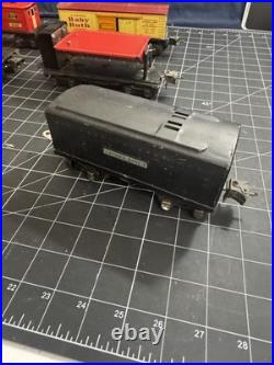 O Scale Prewar Train Lot Train, Cars, and Track Lionel 1666 027 Engine