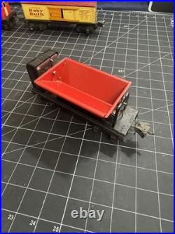 O Scale Prewar Train Lot Train, Cars, and Track Lionel 1666 027 Engine