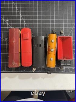 O Scale Prewar Train Lot Train, Cars, and Track Lionel 1666 027 Engine