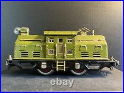 O scale pre-war train Lionel 252 electric locomotive olive drab, test work