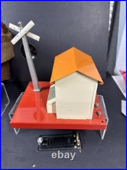 Original Lionel Prewar #76 Warning Bell & Shack Crossing Signal In Box