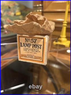 Outstanding ExampleLionel Prewar 57 Lamp Post WithPaper & Correct Brick Box C9