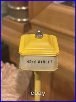 Outstanding ExampleLionel Prewar 57 Lamp Post WithPaper & Correct Brick Box C9