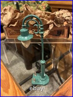 Outstanding NOSLionel Prewar 58 Lamp Post WithBrick Box & Paper! WOW