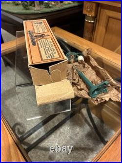 Outstanding NOSLionel Prewar 58 Lamp Post WithBrick Box & Paper! WOW