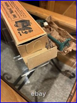 Outstanding NOSLionel Prewar 58 Lamp Post WithBrick Box & Paper! WOW