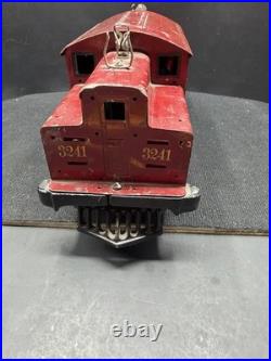 Pre-War Ives/Lionel Wide Gauge Electric Locomotive With Cars And Track Untested